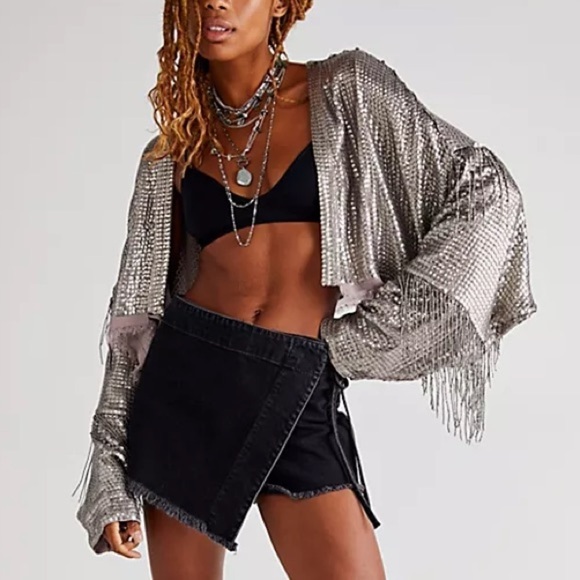 Free People Tops - 🪩FLASH SALE FINAL PRICE🪩Free People Sea Urchin Sequin Shrug
